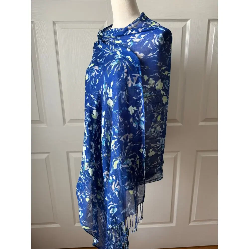 Coldwater Creek Blue Floral Linen Blend Scarf Wrap Fringe 27x 74 Coastal Boho